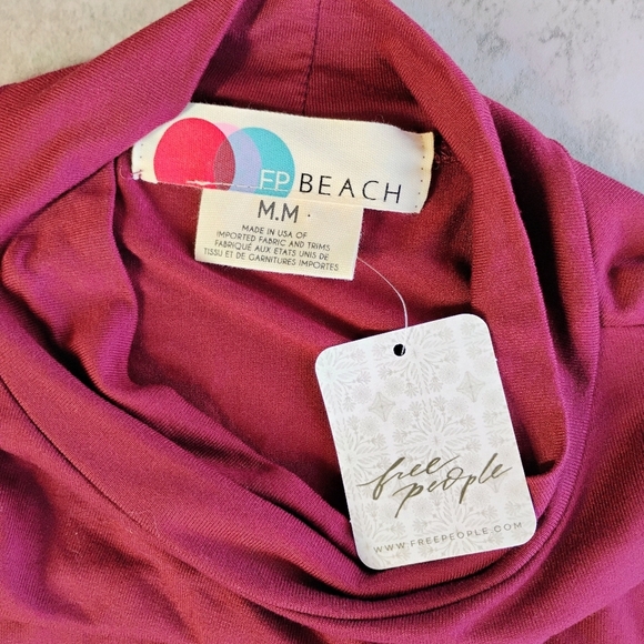 Free People Beach Long Sleeve Mock Neck Crop Top Burgundy Size Medium - Picture 5 of 11